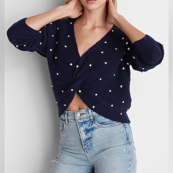 NWT adorable reversible cropped sweater with gemstones - Picture 1 of 7